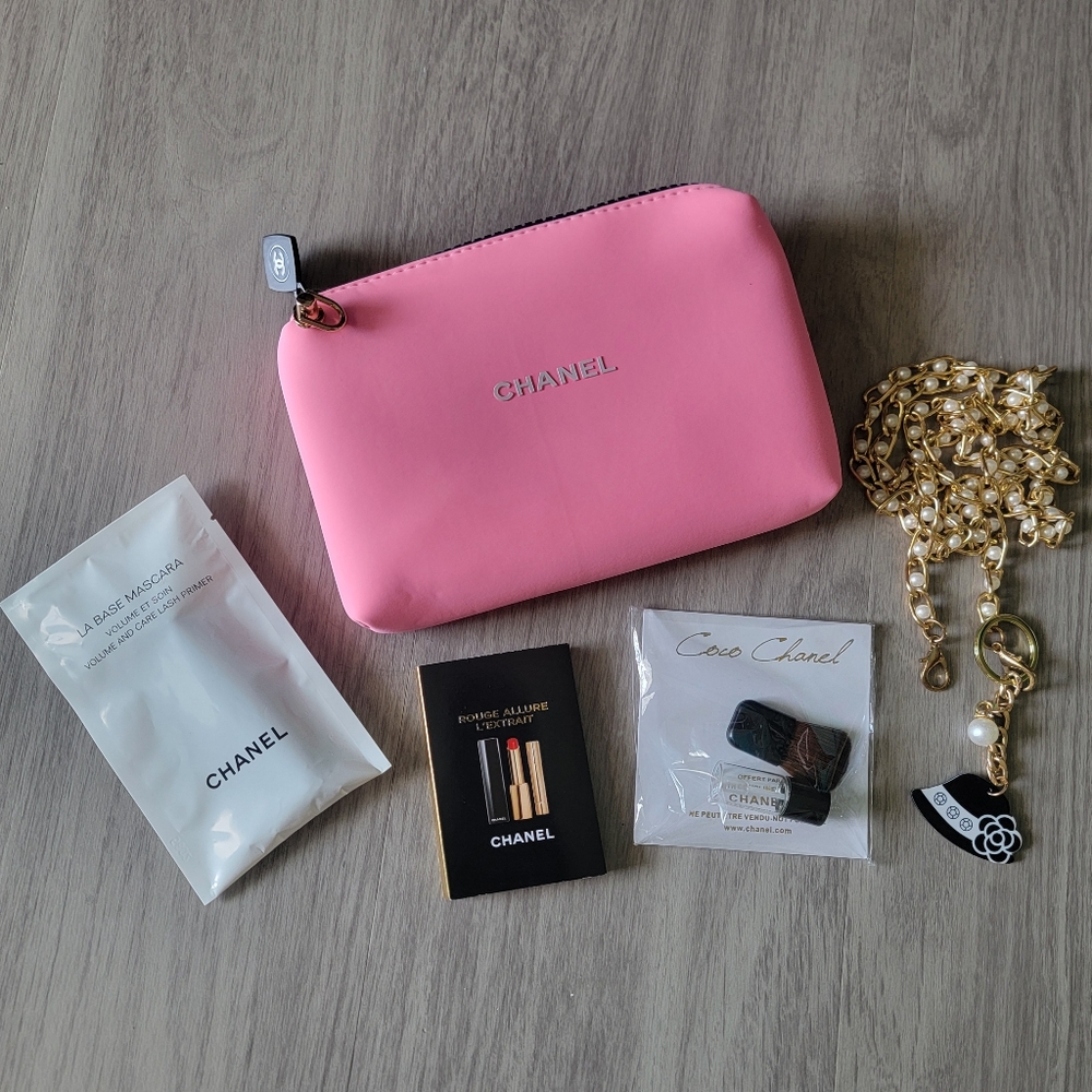 🟢Final Price!! 4pcs NWOT Chanel Pink Cosmetic Pouch